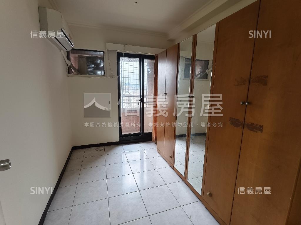 景觀宏國大鎮三房房屋室內格局與周邊環境