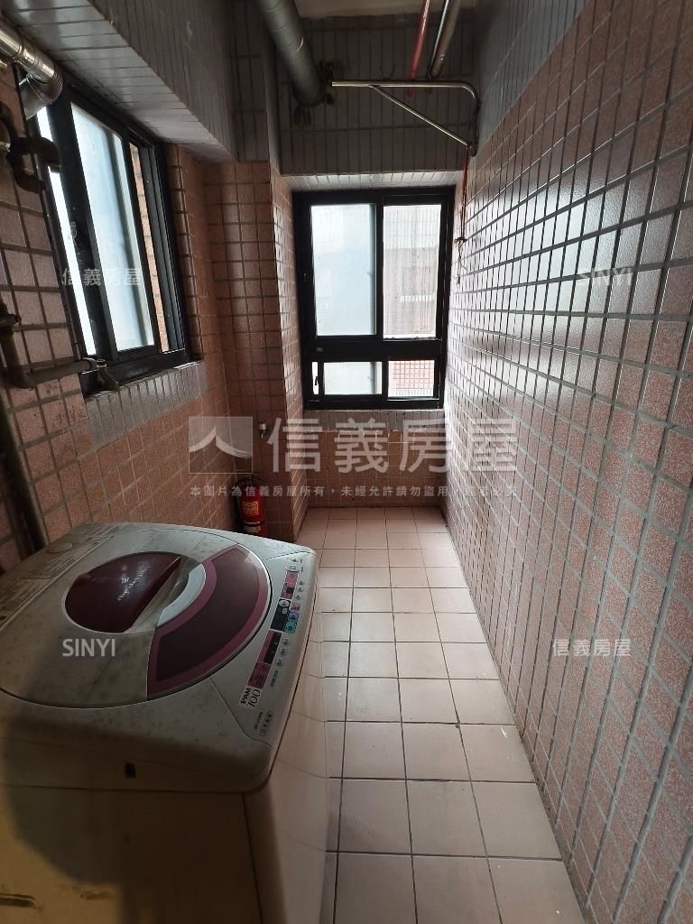 景觀宏國大鎮三房房屋室內格局與周邊環境