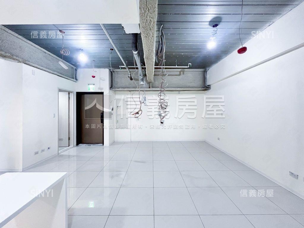 【市政１號院】難得有露臺房屋室內格局與周邊環境