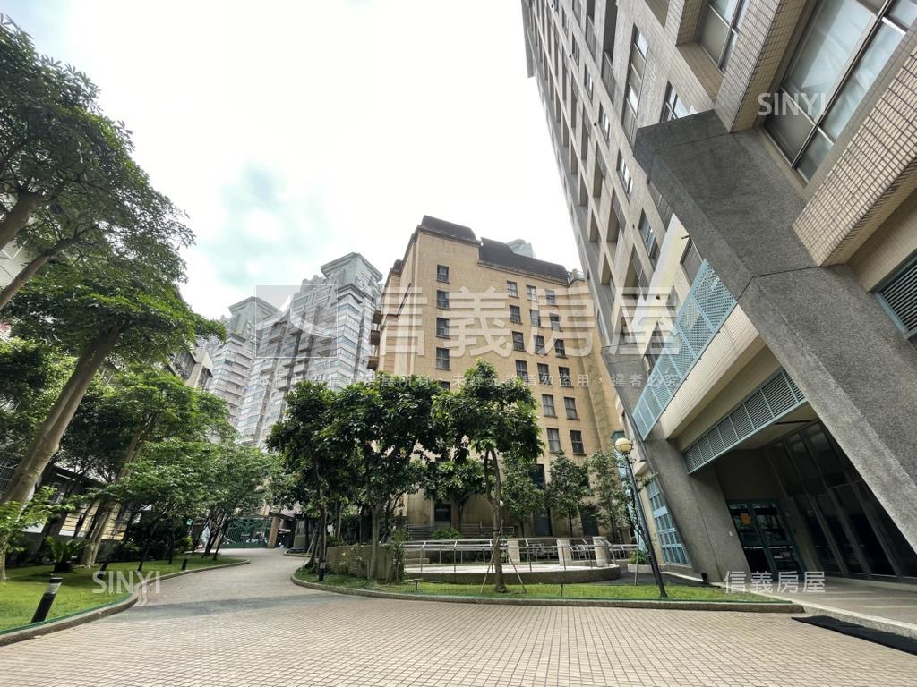 麗緻花園咻～就上淡江大橋房屋室內格局與周邊環境