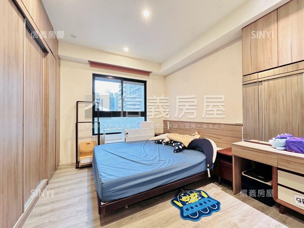 水秀公園３＋１有車位房屋室內格局與周邊環境