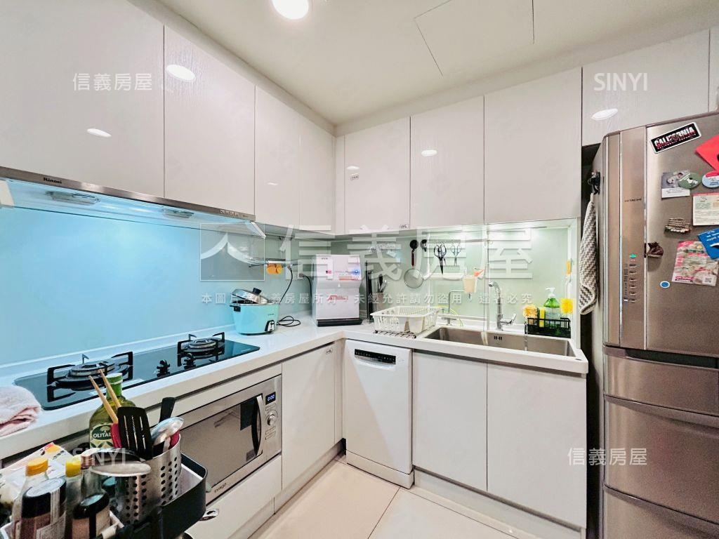 水秀公園３＋１有車位房屋室內格局與周邊環境