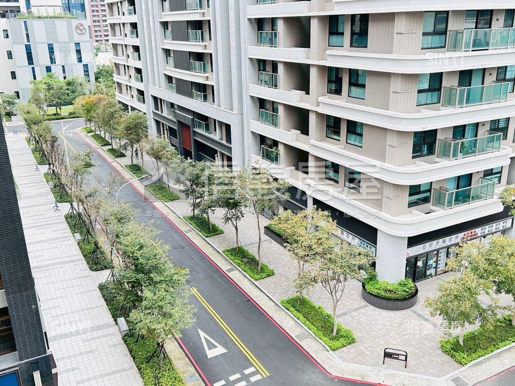 水秀公園３＋１有車位房屋室內格局與周邊環境