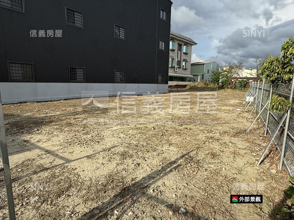十二佃面寬約１４米５土地房屋室內格局與周邊環境