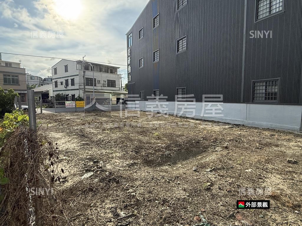 十二佃面寬約１４米５土地房屋室內格局與周邊環境