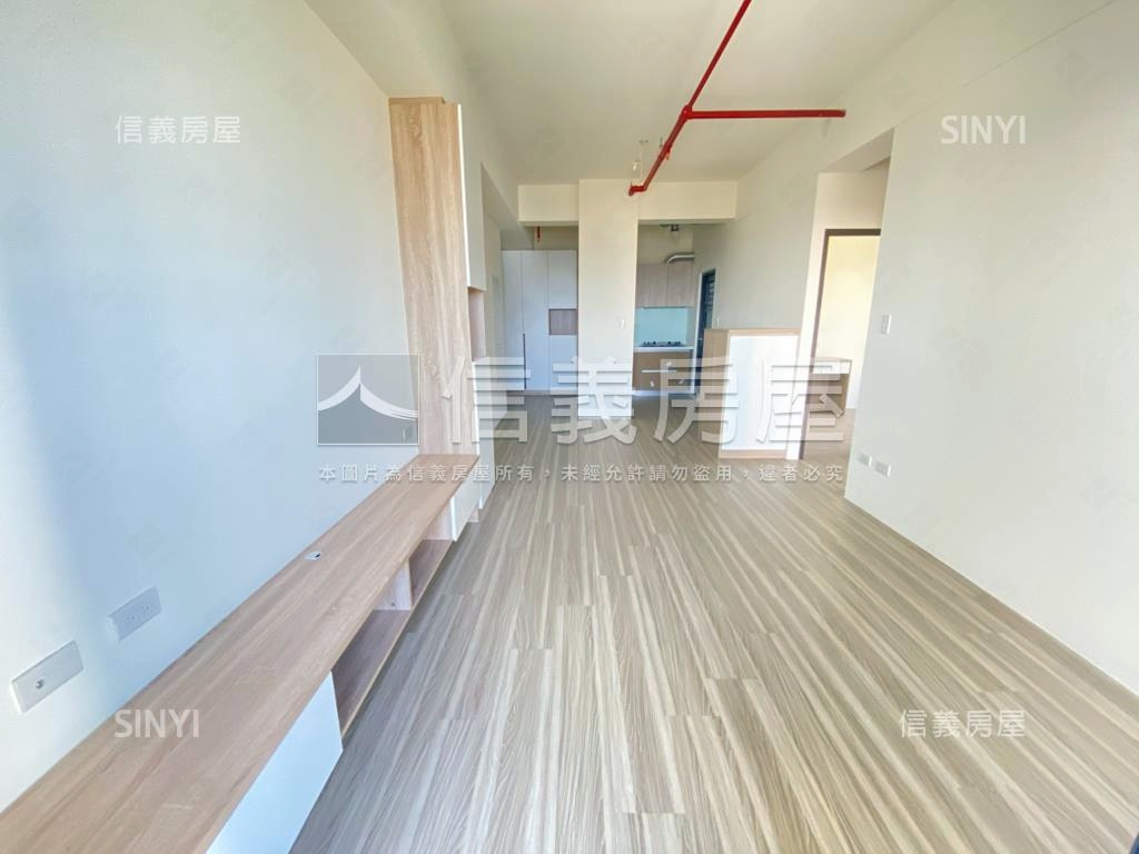 十二淳２房次頂樓裝潢戶房屋室內格局與周邊環境