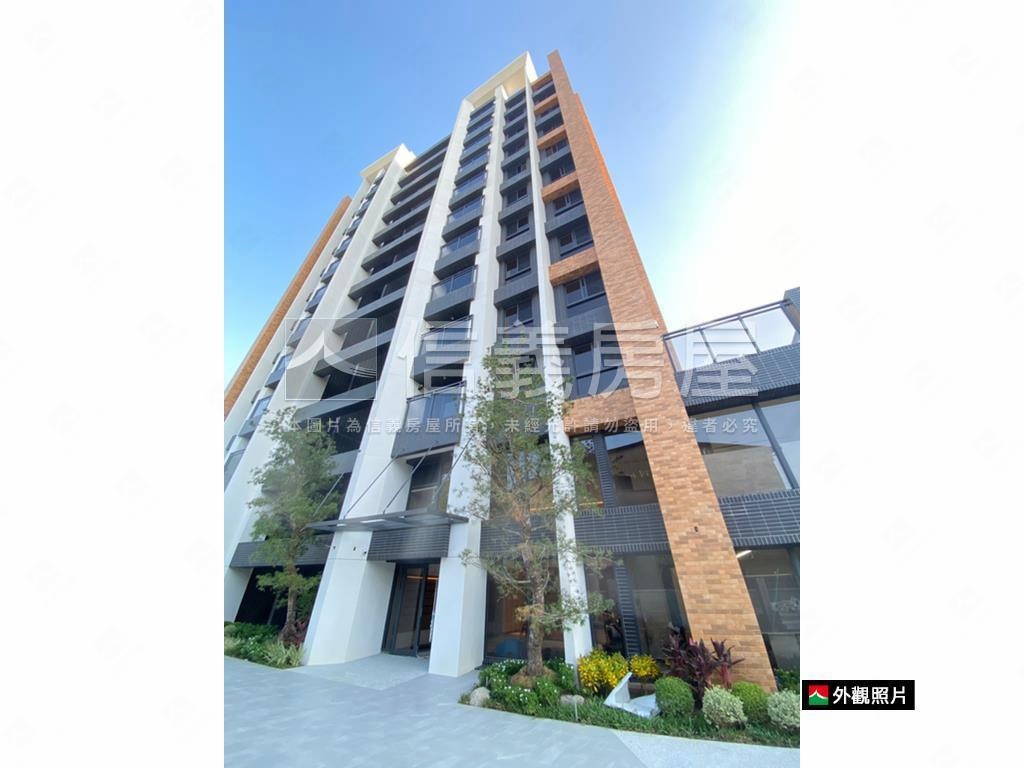 十二淳２房次頂樓裝潢戶房屋室內格局與周邊環境