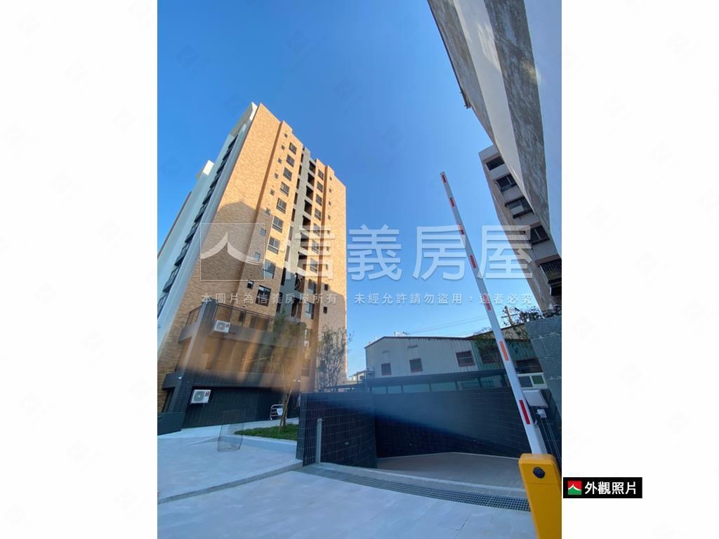 十二淳２房次頂樓裝潢戶房屋室內格局與周邊環境