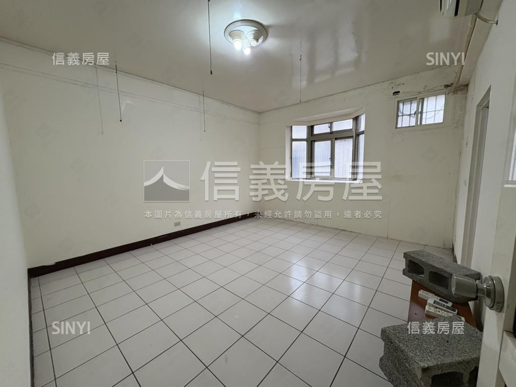樹仁一街大四房公寓房屋室內格局與周邊環境