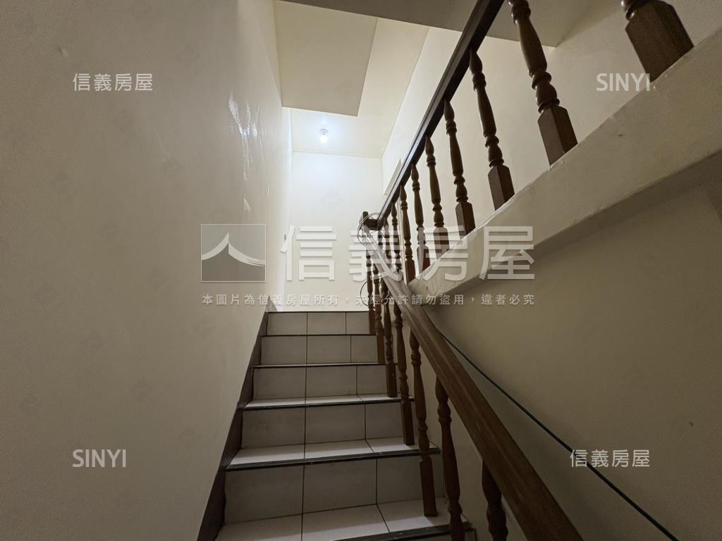 樹仁一街大四房公寓房屋室內格局與周邊環境