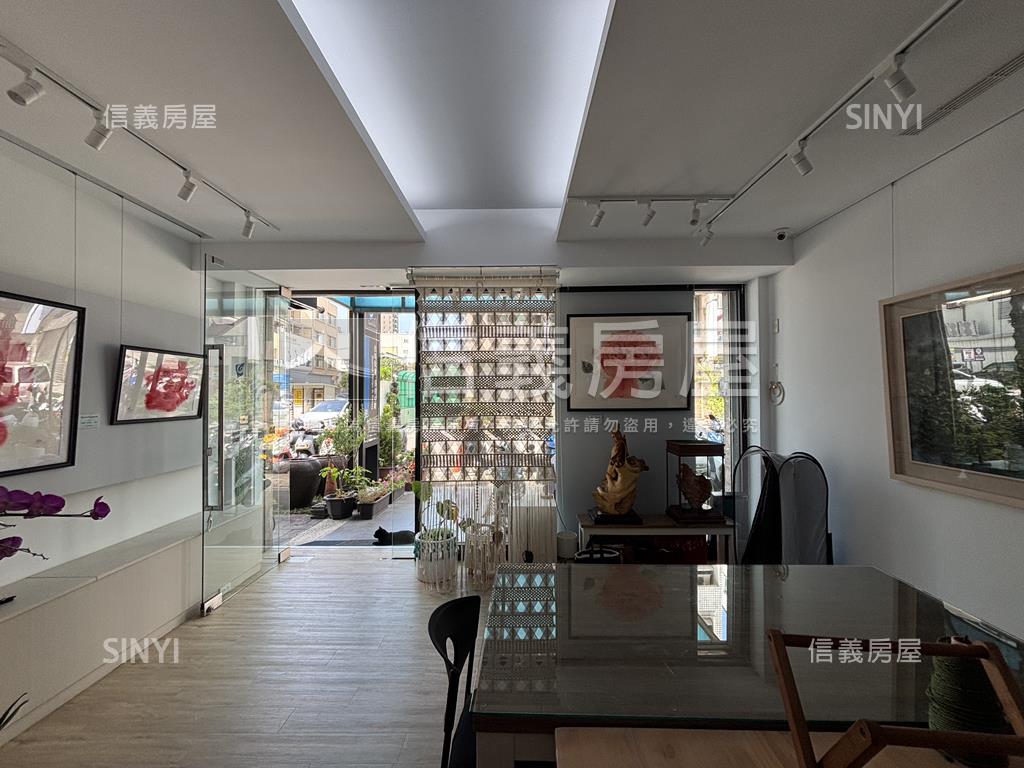 西屯林鼎建設七期店面別墅房屋室內格局與周邊環境