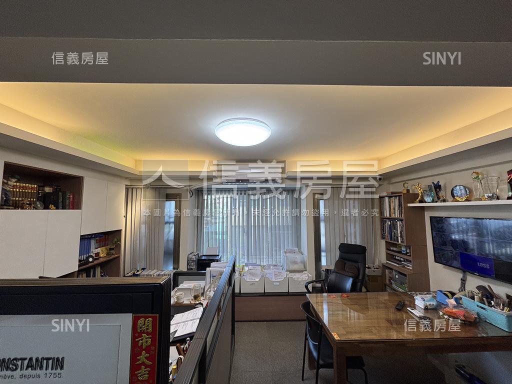 西屯林鼎建設七期店面別墅房屋室內格局與周邊環境
