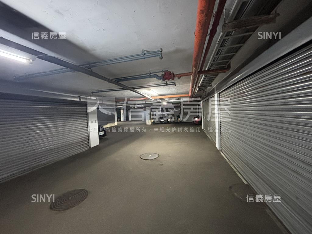 西屯林鼎建設七期店面別墅房屋室內格局與周邊環境