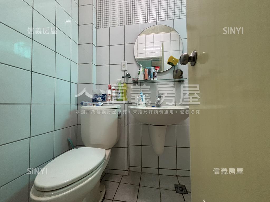 西屯林鼎建設七期店面別墅房屋室內格局與周邊環境