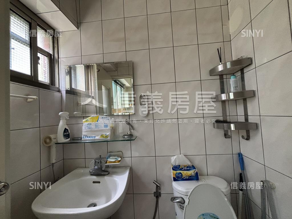 西屯林鼎建設七期店面別墅房屋室內格局與周邊環境