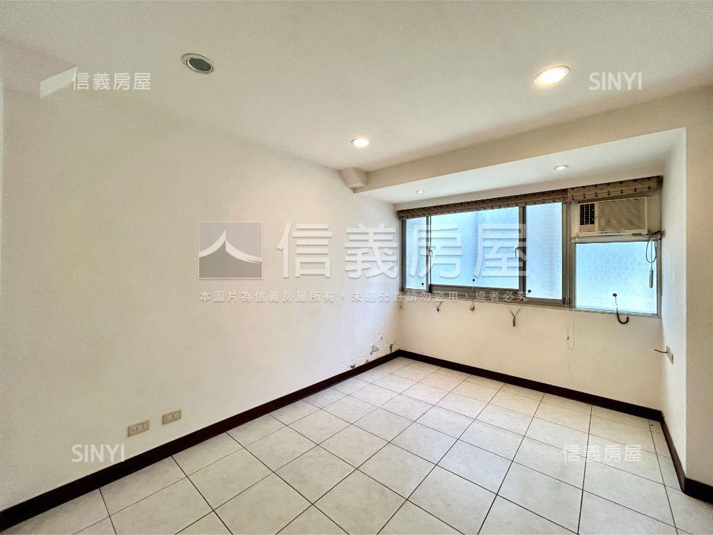 近北市首購成家二樓房屋室內格局與周邊環境