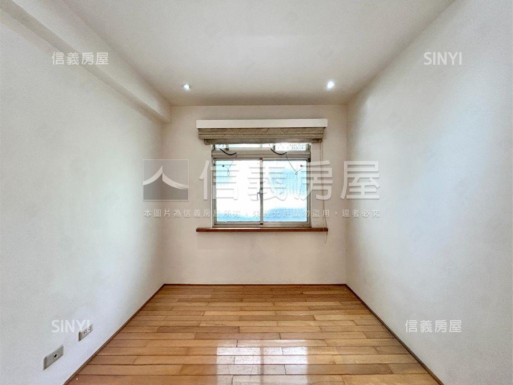 近北市首購成家二樓房屋室內格局與周邊環境
