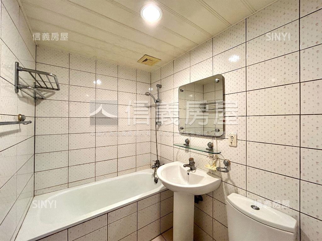 近北市首購成家二樓房屋室內格局與周邊環境