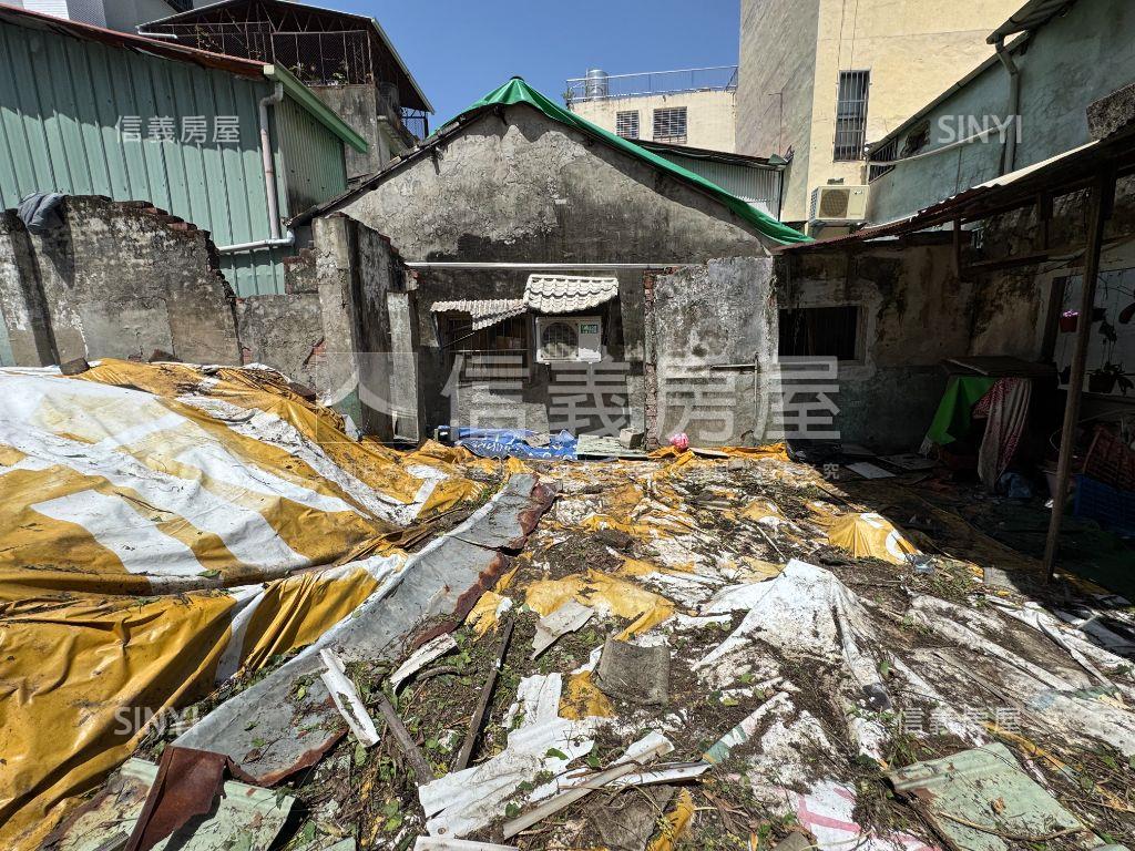 近台中公園練武路上土地房屋室內格局與周邊環境