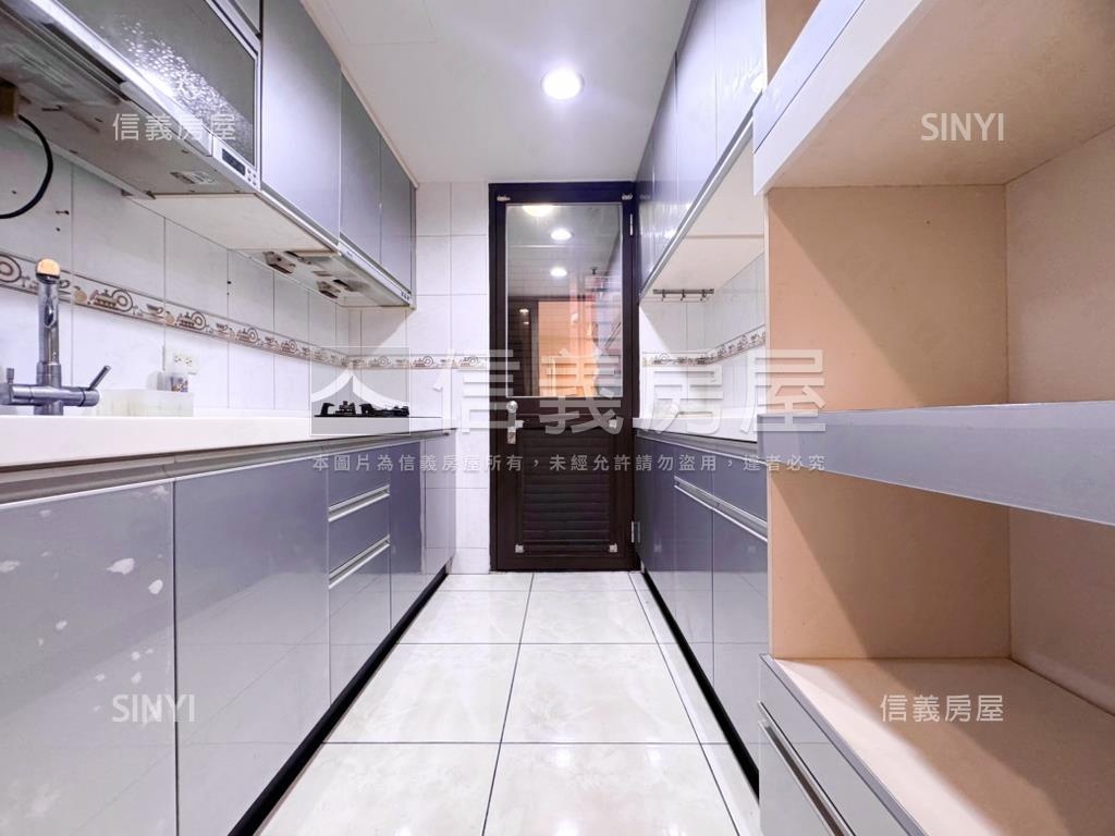 臻愛歐洲質感美２房車位房屋室內格局與周邊環境