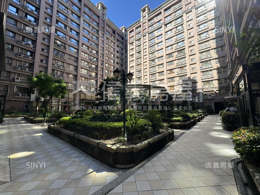 臻愛歐洲質感美２房車位房屋室內格局與周邊環境