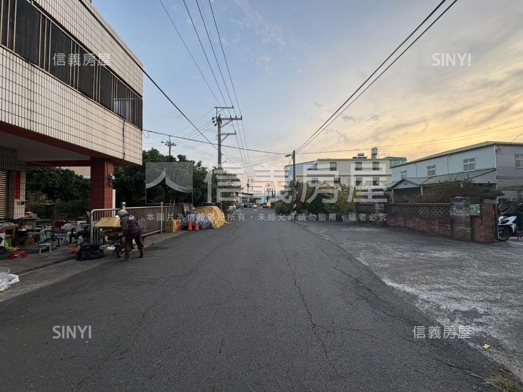 勇敢出價中山路旁土地房屋室內格局與周邊環境