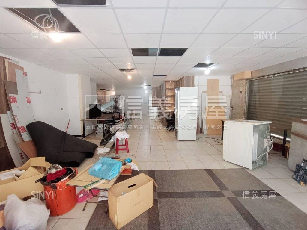 中正大坪數雙層優質寬店面房屋室內格局與周邊環境