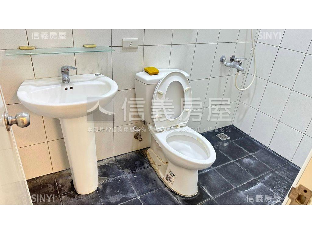 近朝陽科大低總價透天房屋室內格局與周邊環境