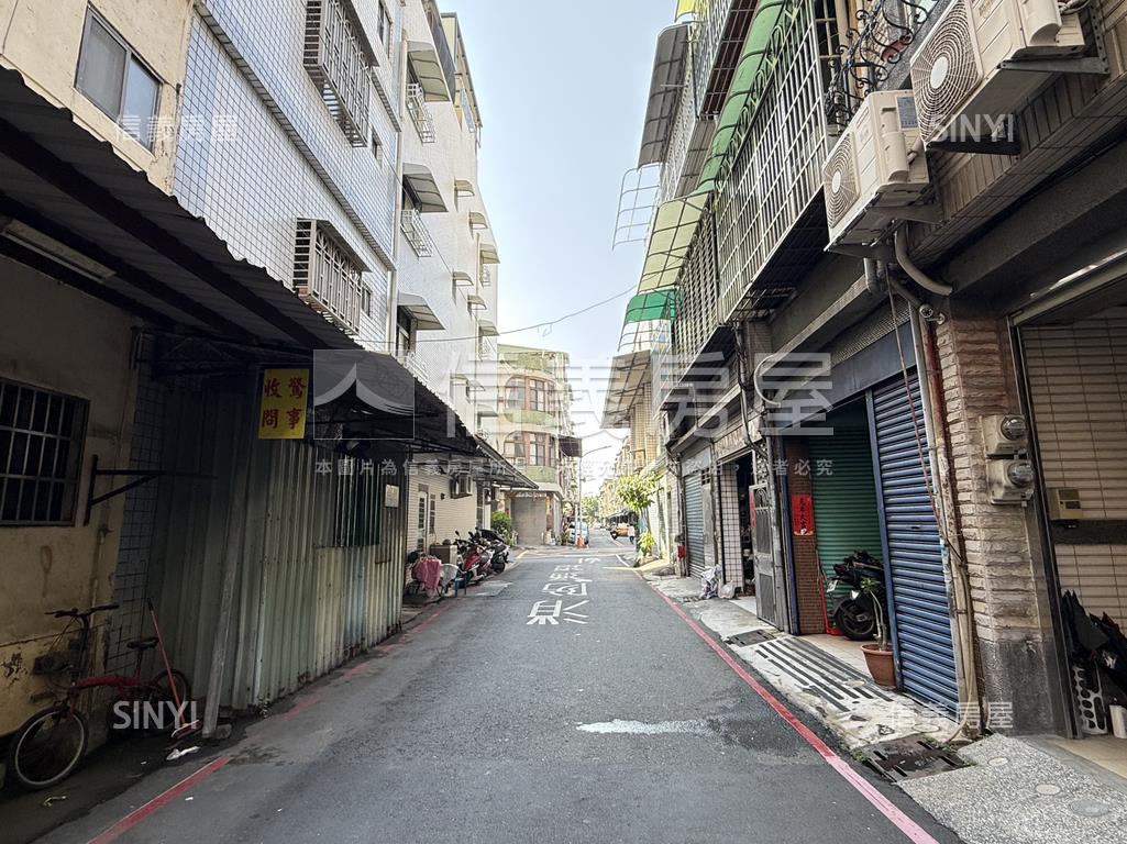鳳山前巷後街低總小資透天房屋室內格局與周邊環境