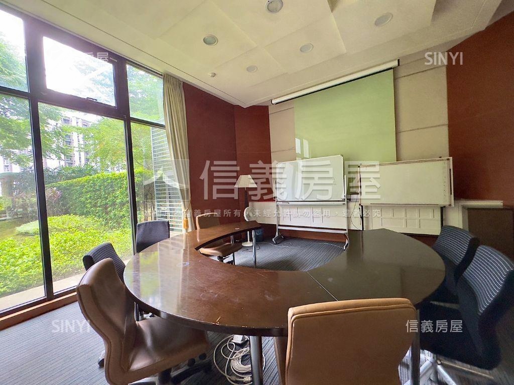 藝朗公園景觀平面車位房屋室內格局與周邊環境