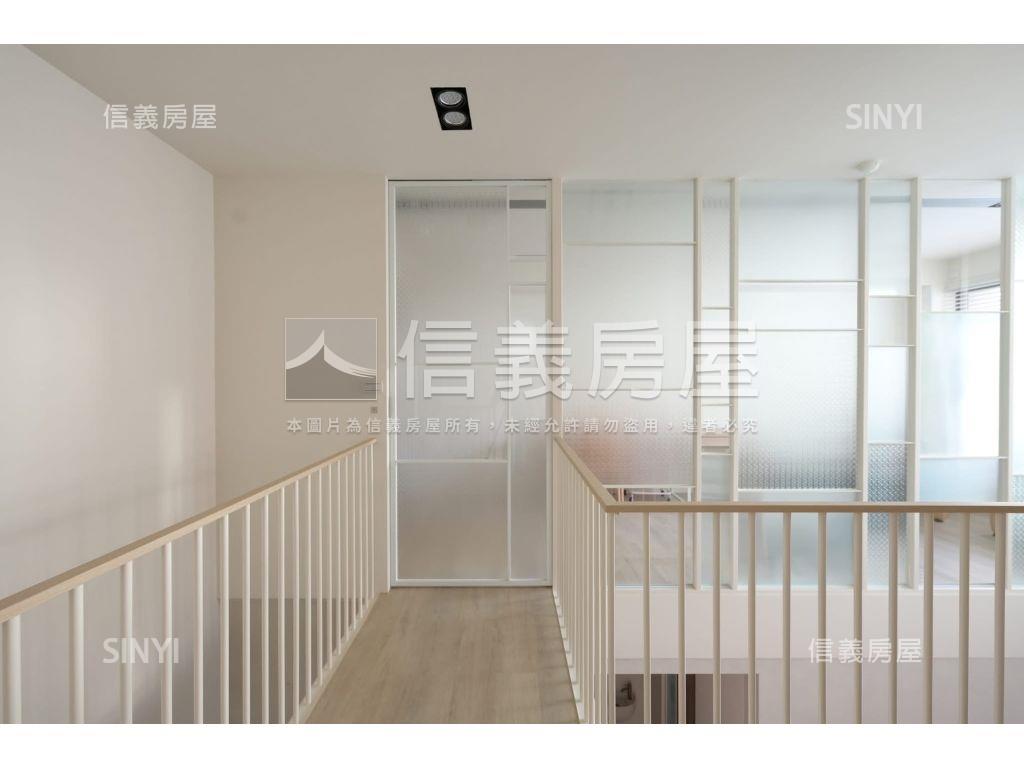 馥曉首藏庭院裝潢大戶房屋室內格局與周邊環境