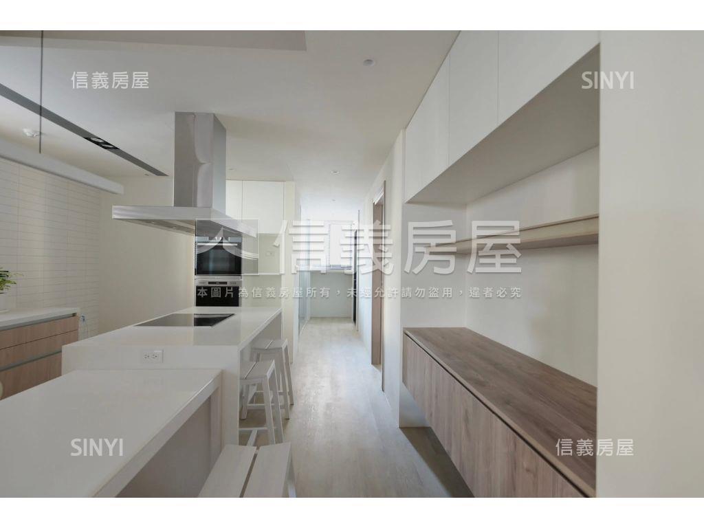 馥曉首藏庭院裝潢大戶房屋室內格局與周邊環境