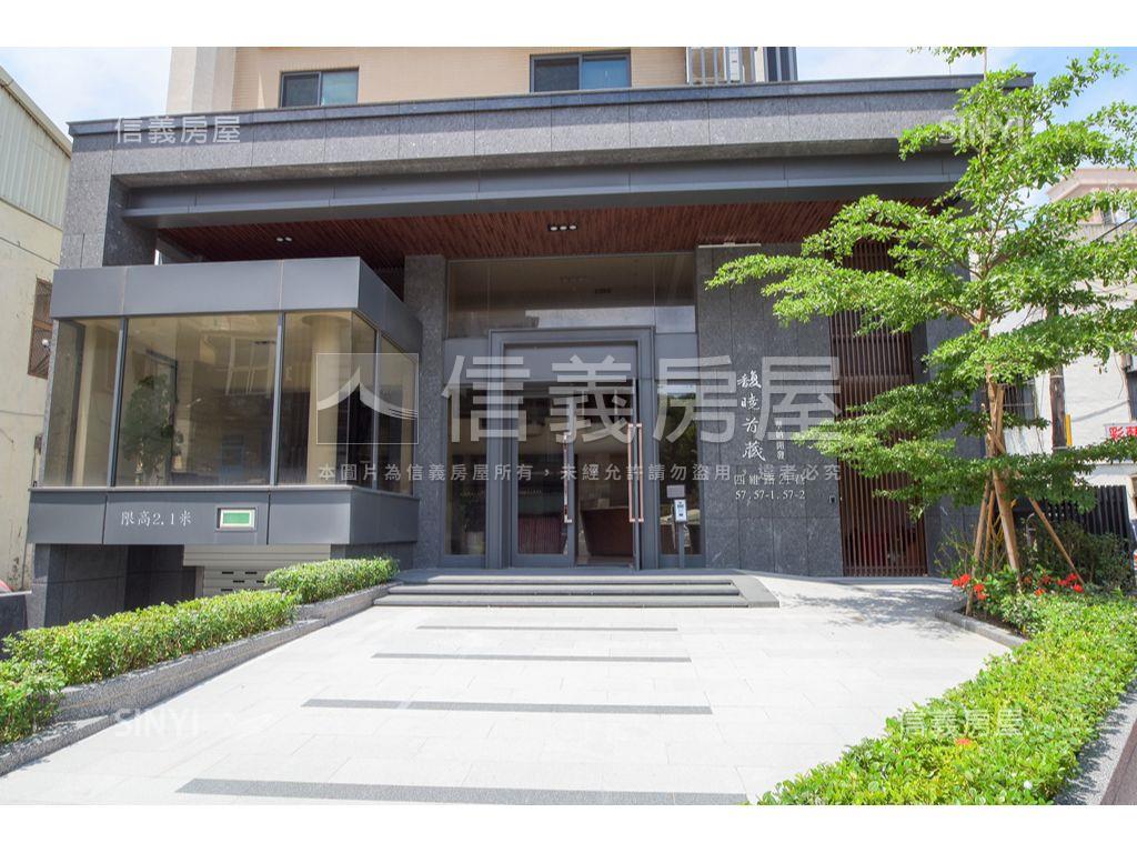 馥曉首藏庭院裝潢大戶房屋室內格局與周邊環境