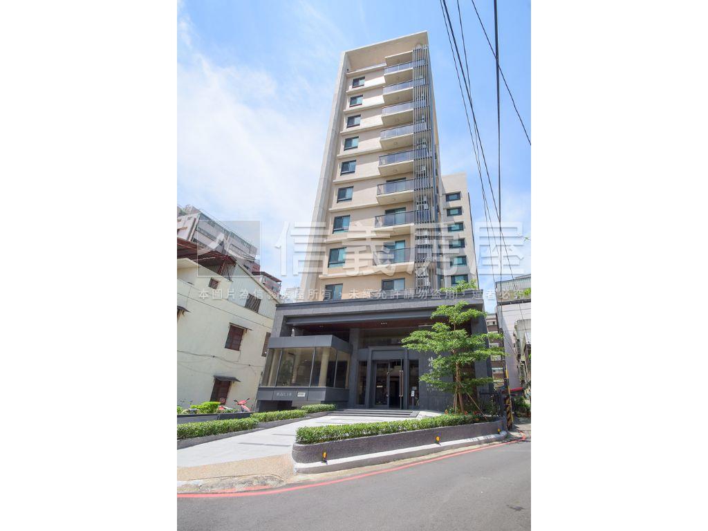 馥曉首藏庭院裝潢大戶房屋室內格局與周邊環境