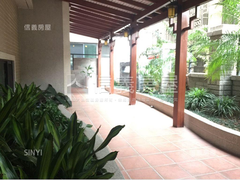 馥曉首藏庭院裝潢大戶房屋室內格局與周邊環境