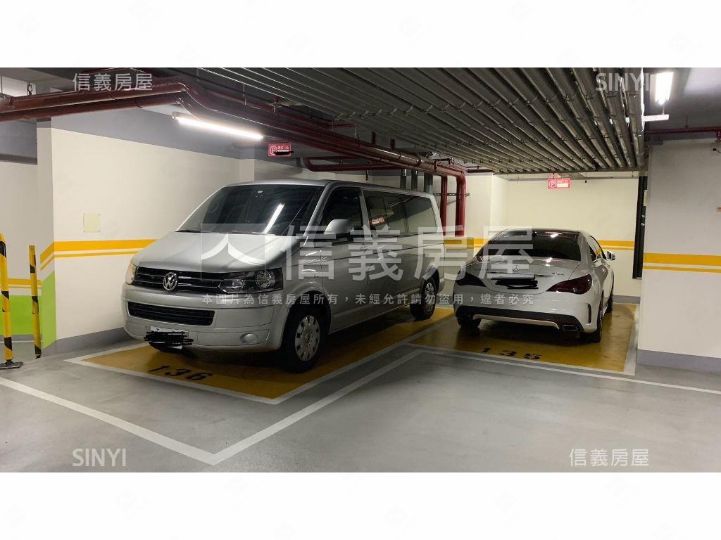 容邑ＰＡＲＫ稀有露臺戶房屋室內格局與周邊環境