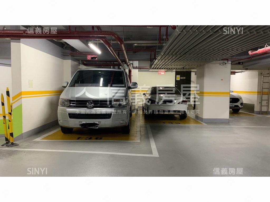 容邑ＰＡＲＫ稀有露臺戶房屋室內格局與周邊環境