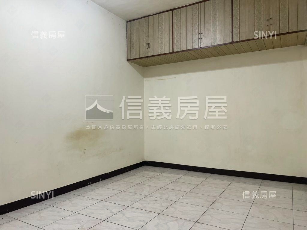 近全聯市場公寓房屋室內格局與周邊環境