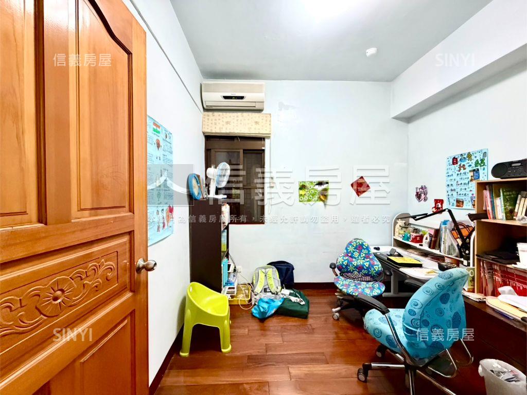 龍城綠境三房車位房屋室內格局與周邊環境