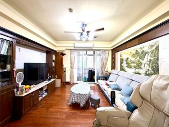 龍城綠境三房車位