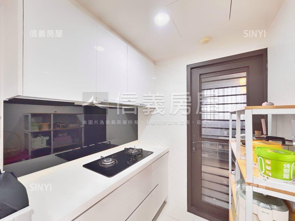 青逸採光大兩房房屋室內格局與周邊環境