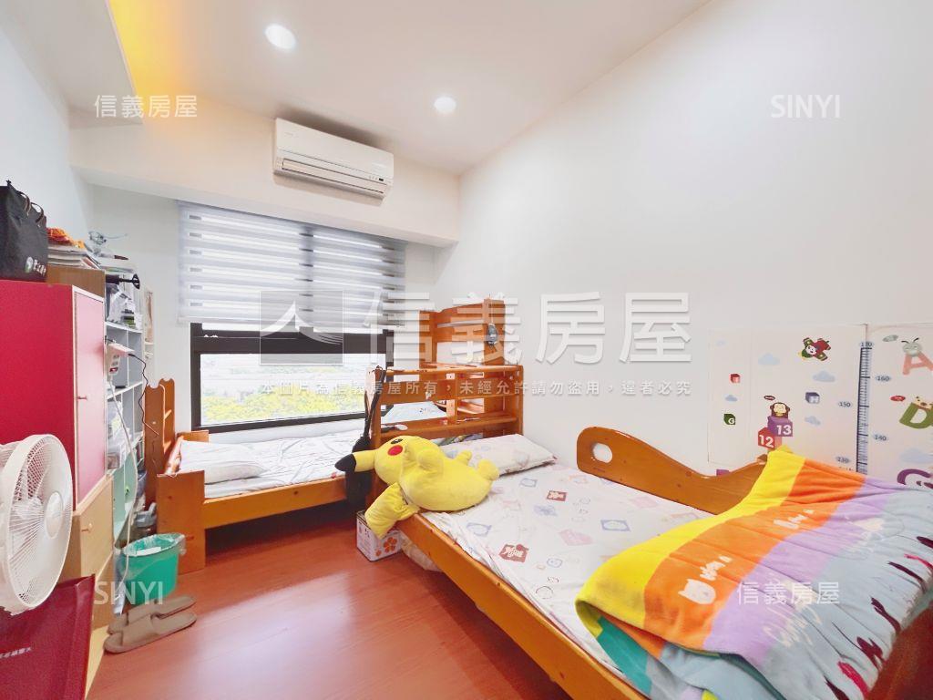 青逸採光大兩房房屋室內格局與周邊環境