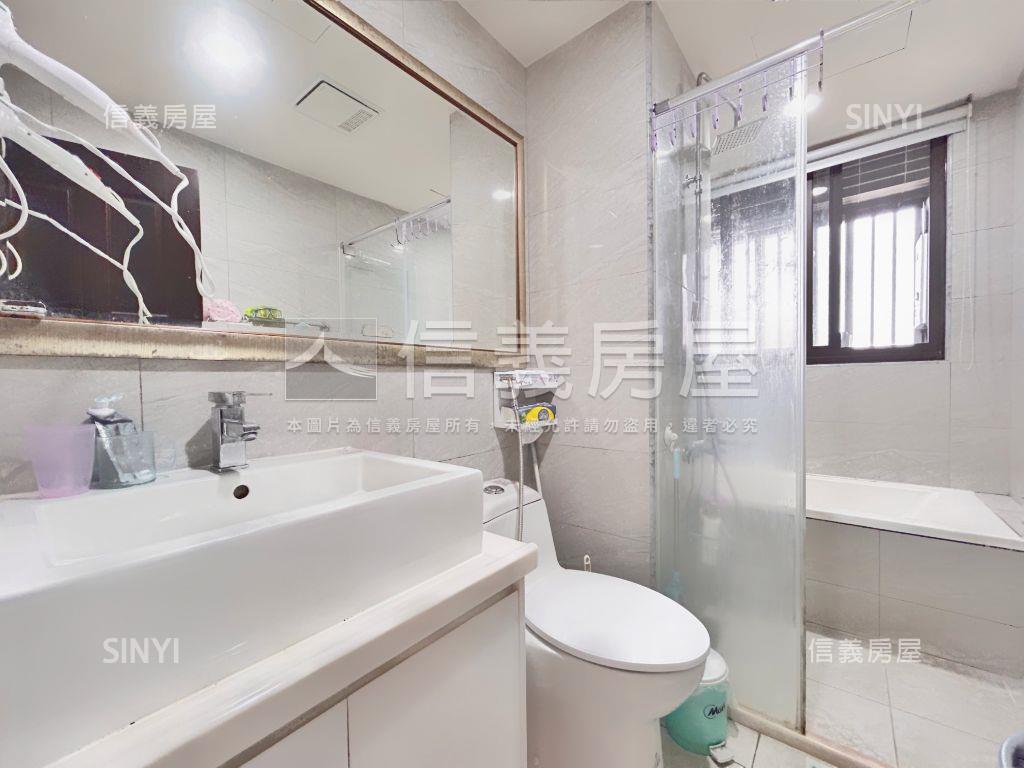青逸採光大兩房房屋室內格局與周邊環境