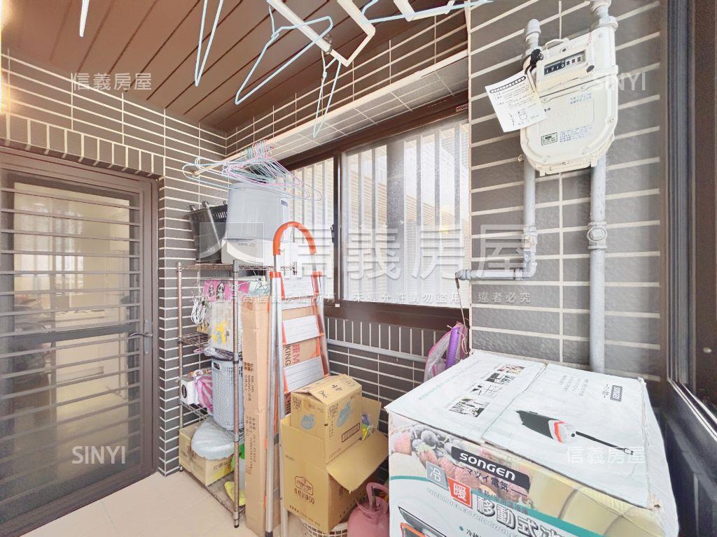 青逸採光大兩房房屋室內格局與周邊環境