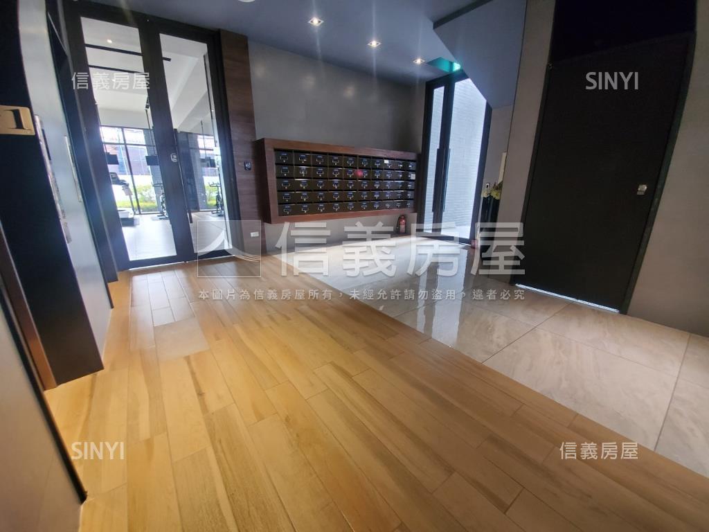 青逸採光大兩房房屋室內格局與周邊環境