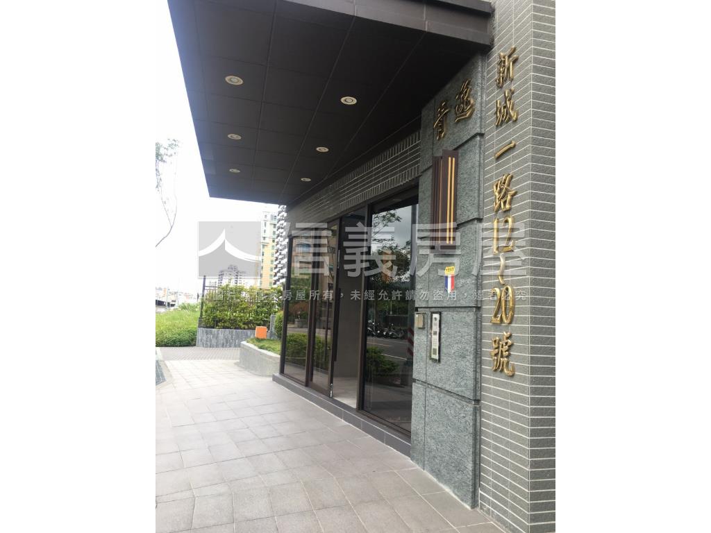 青逸採光大兩房房屋室內格局與周邊環境