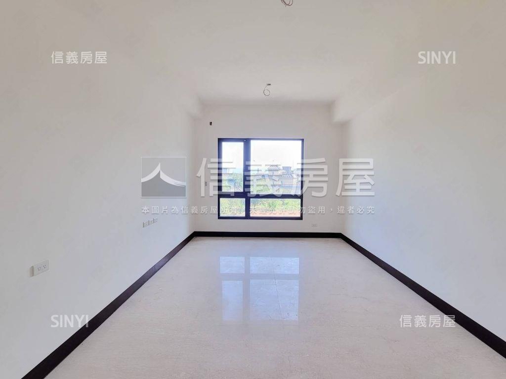 仁愛路獨棟電梯透天房屋室內格局與周邊環境