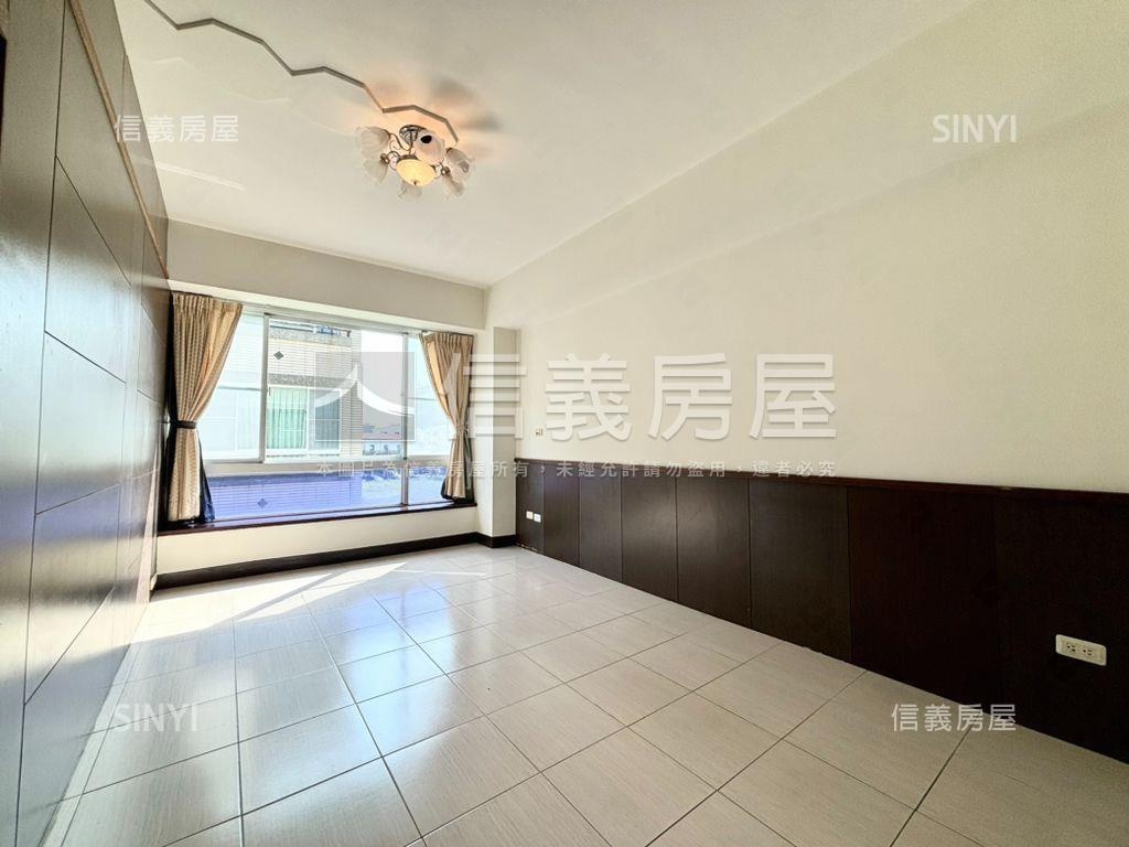 文元國小｜朝南面寬美車墅房屋室內格局與周邊環境