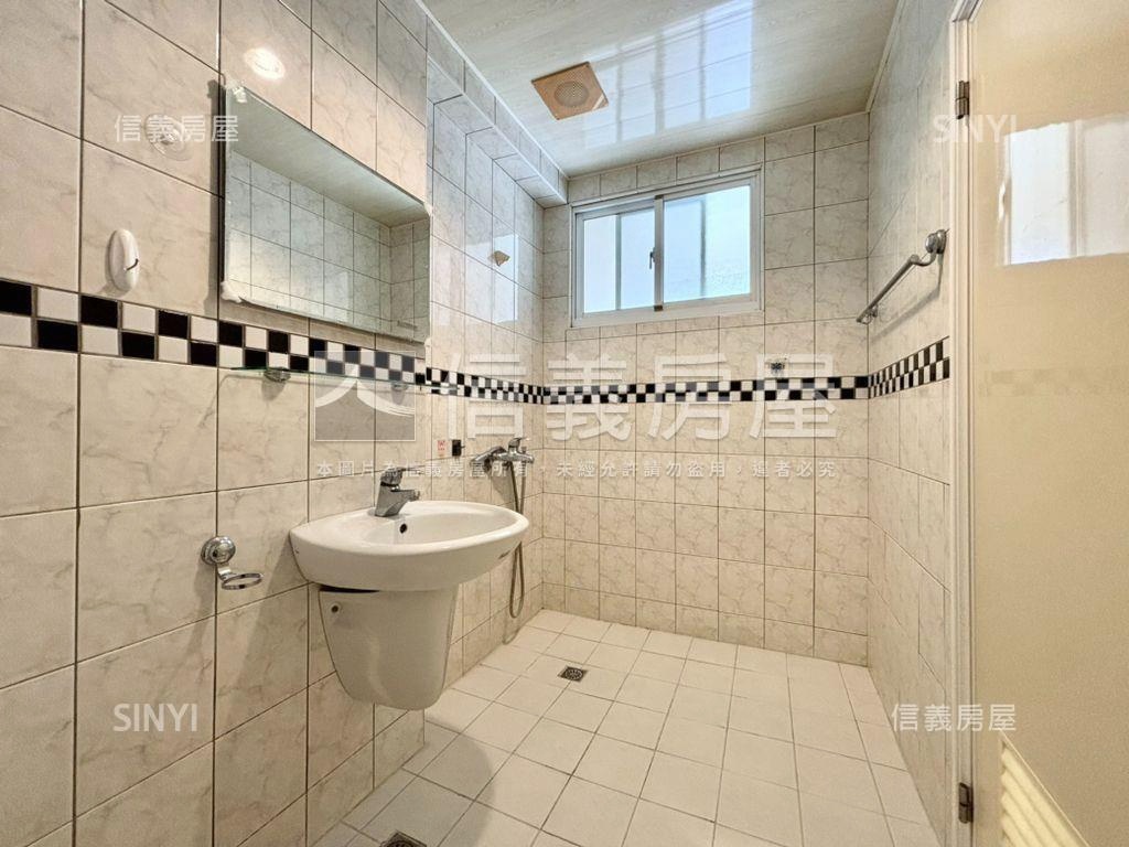 文元國小｜朝南面寬美車墅房屋室內格局與周邊環境