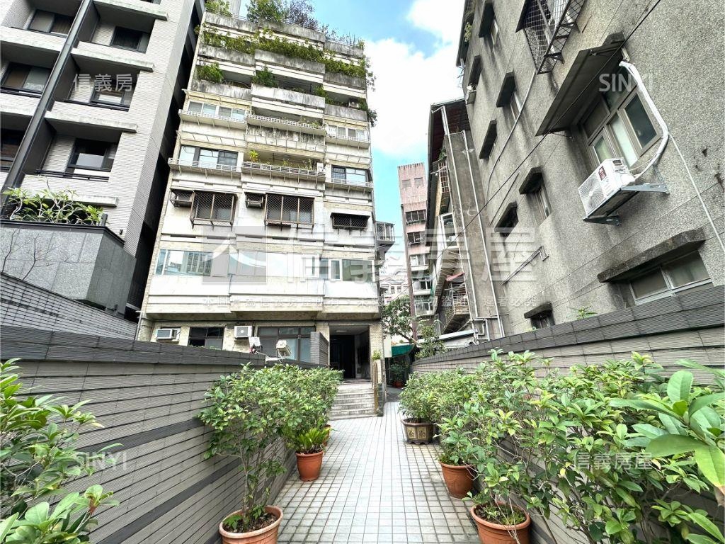 木柵市中心電梯四房房屋室內格局與周邊環境